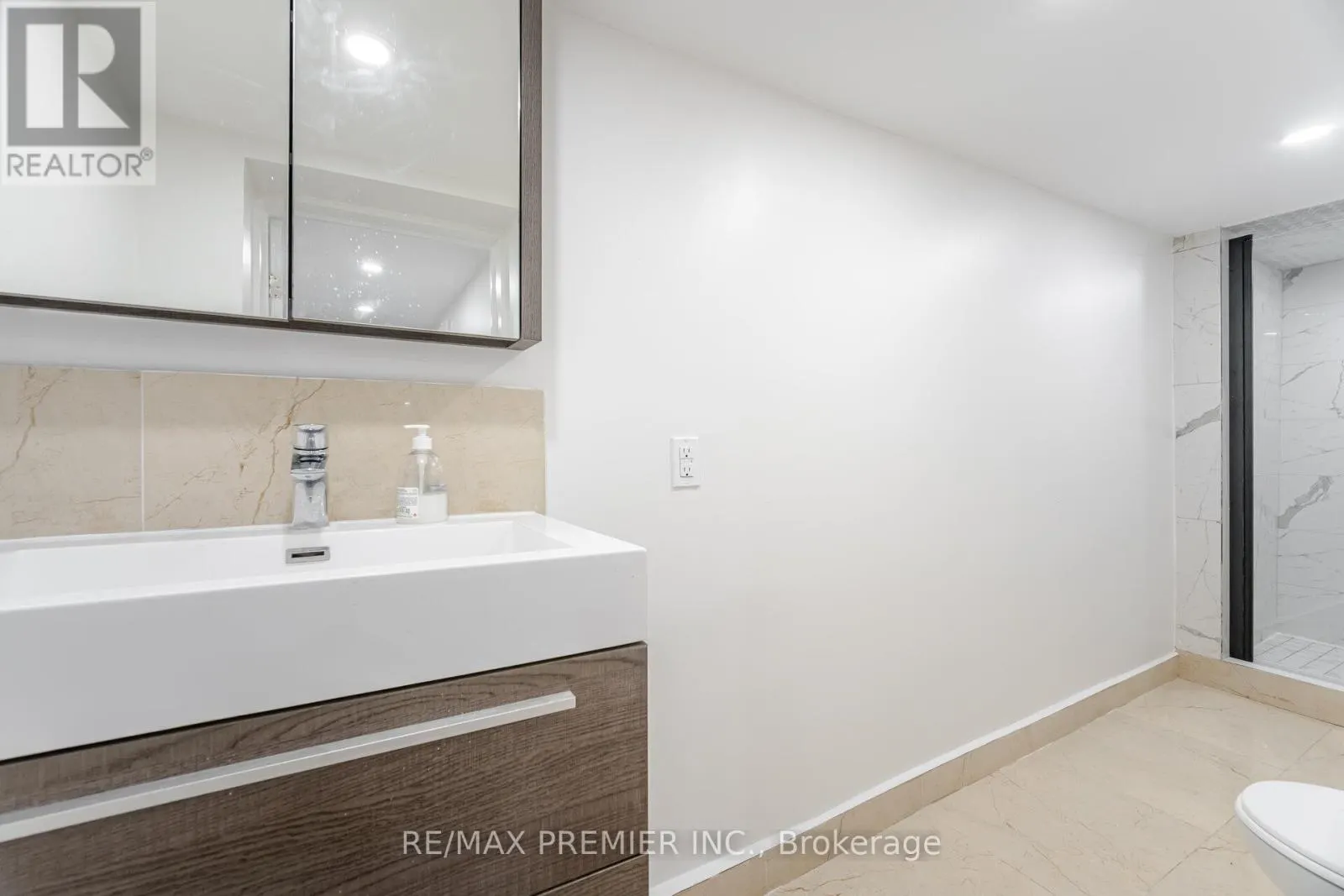 173 TORRESDALE AVENUE