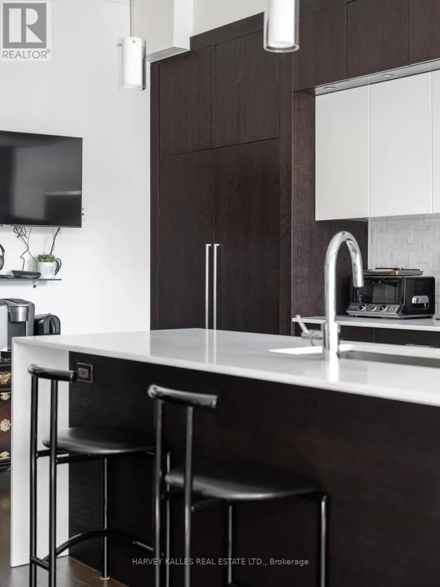 A - 2460 BAYVIEW AVENUE