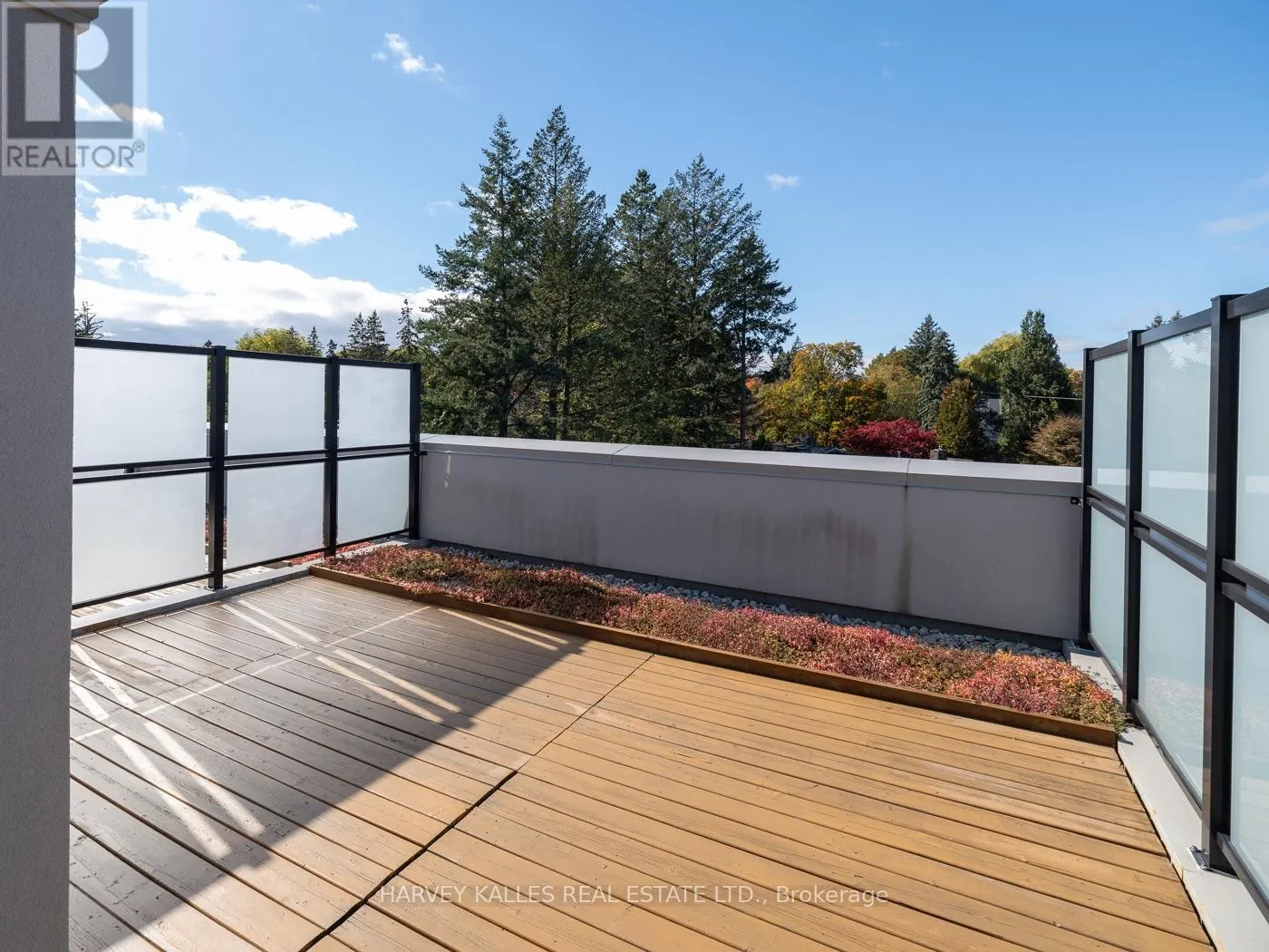 A - 2460 BAYVIEW AVENUE