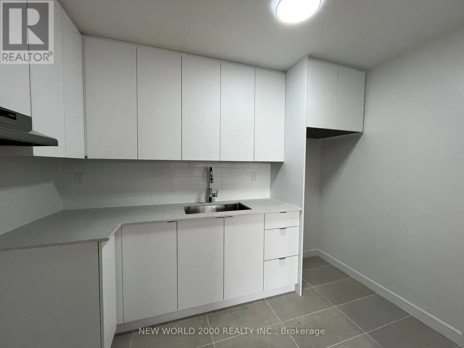 1503 - 101 ROEHAMPTON AVENUE