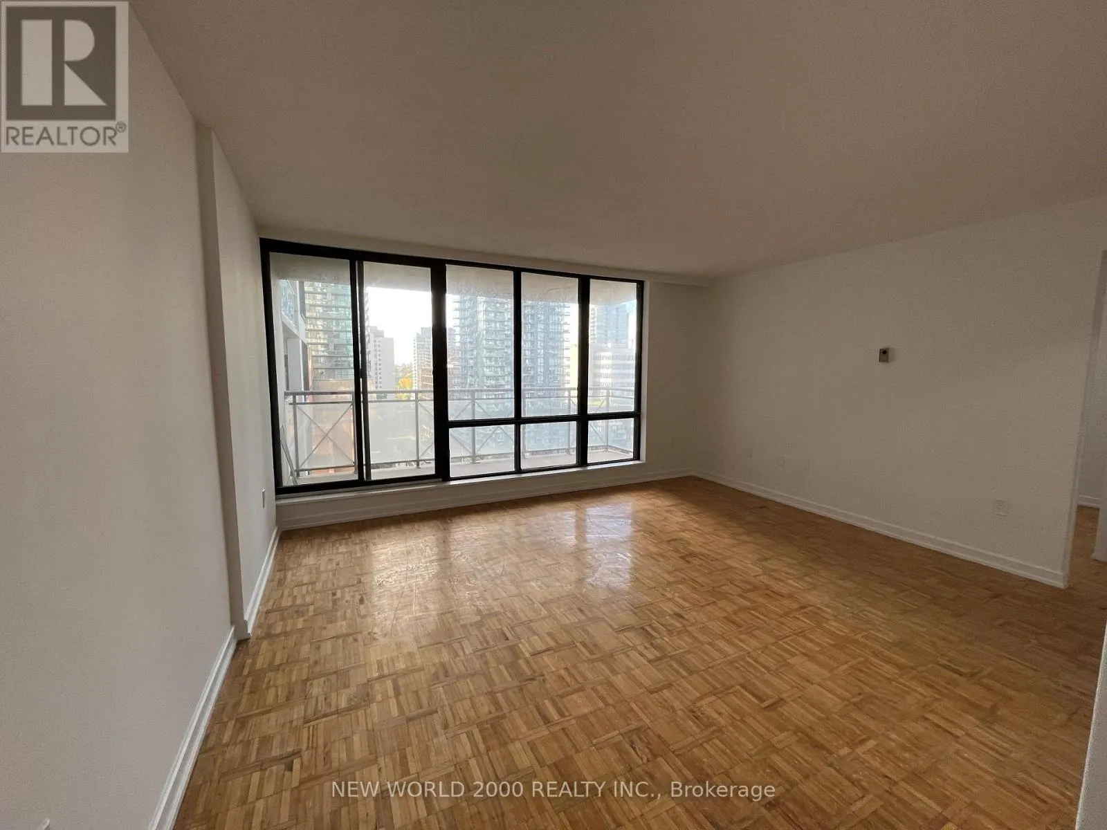 1503 - 101 ROEHAMPTON AVENUE