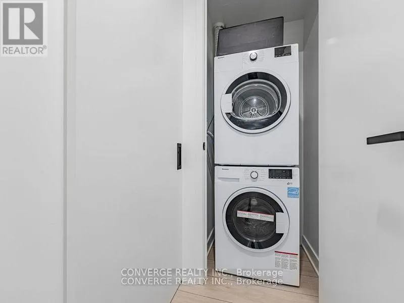 1708 - 55 CHARLES STREET E