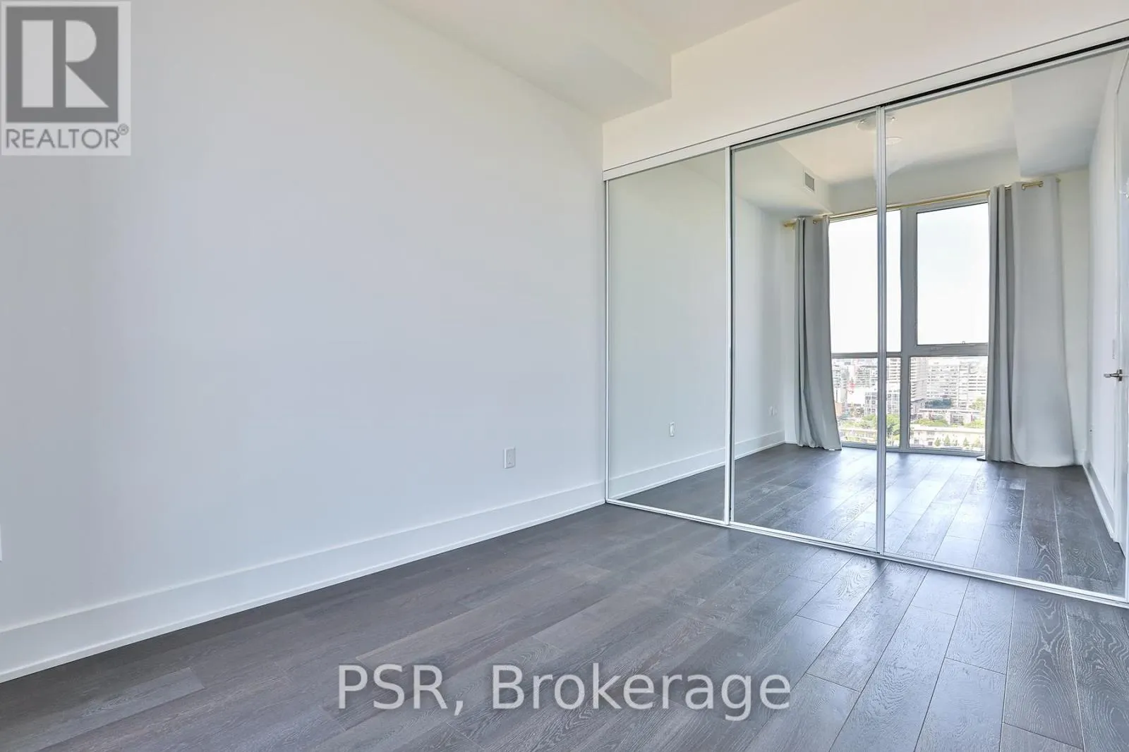 LPH05 - 38 IANNUZZI STREET