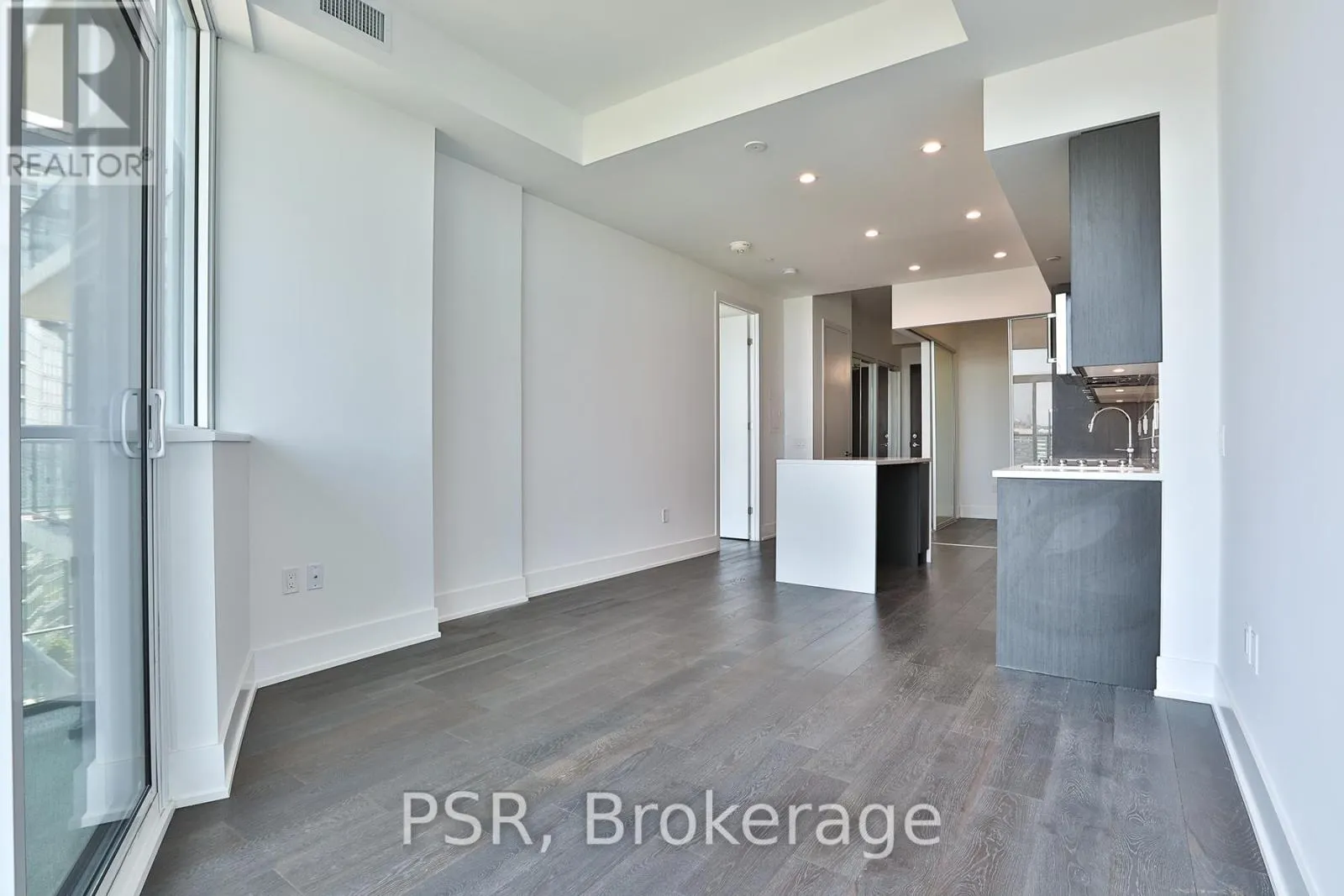 LPH05 - 38 IANNUZZI STREET