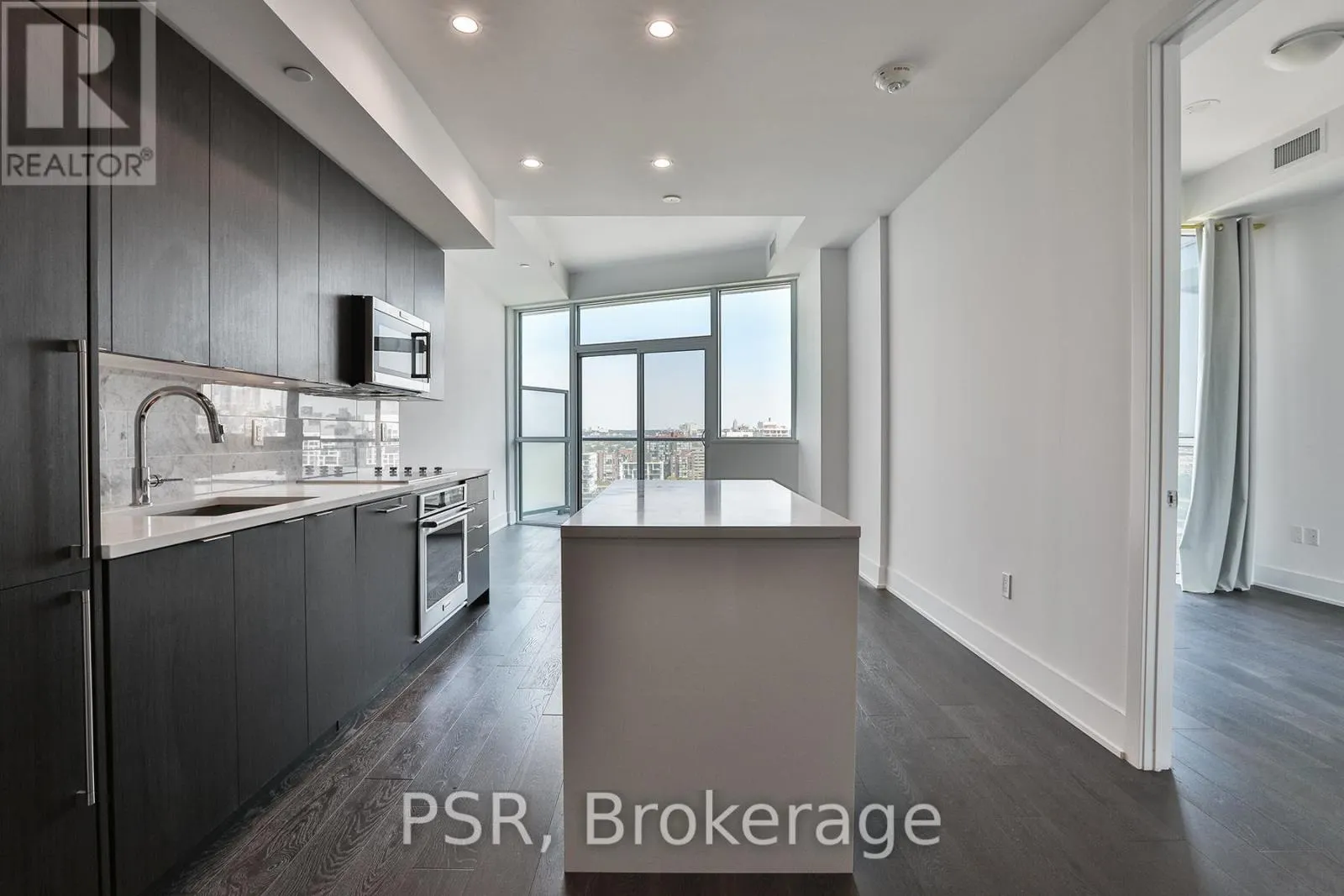 LPH05 - 38 IANNUZZI STREET