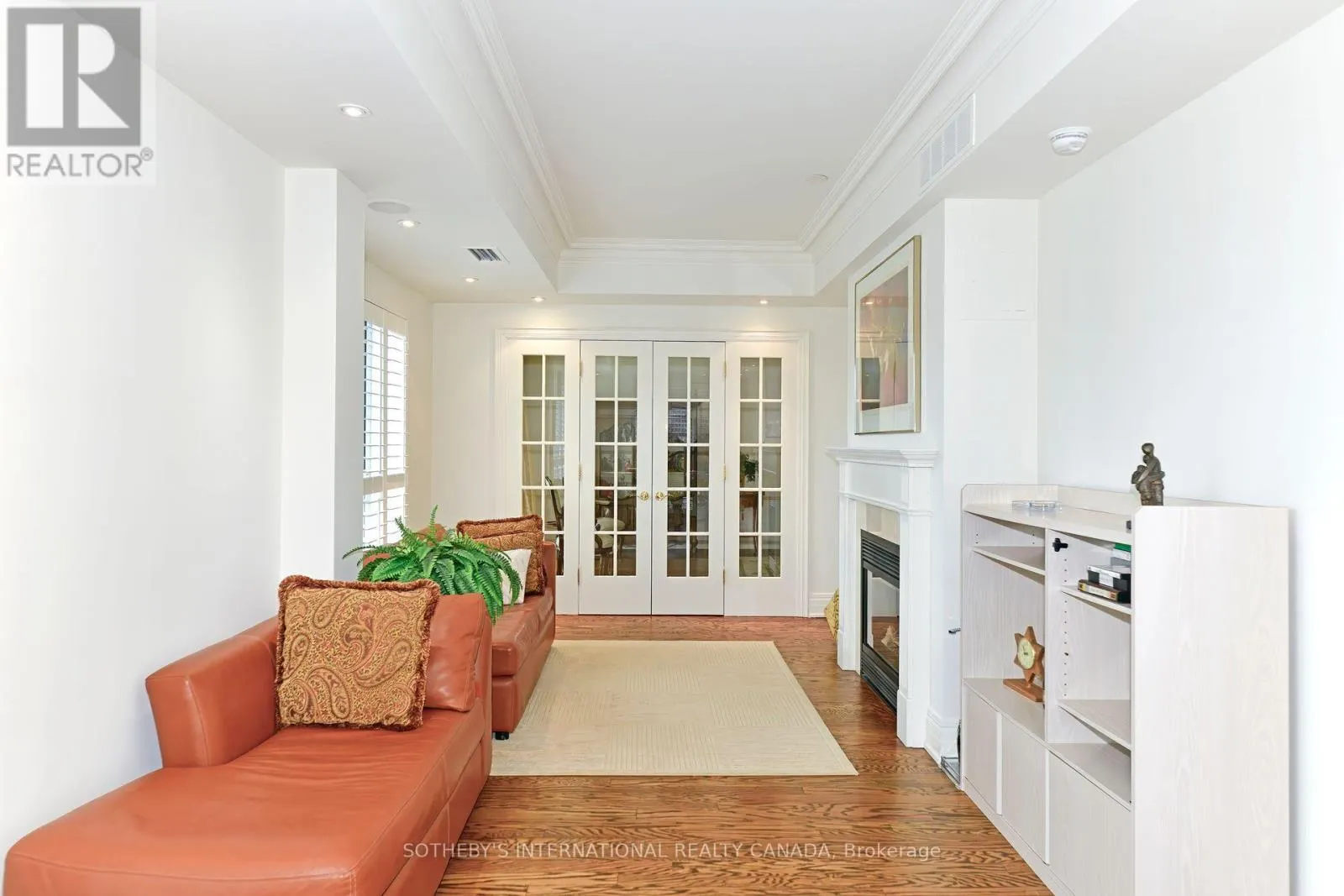 905 - 33 DELISLE AVENUE