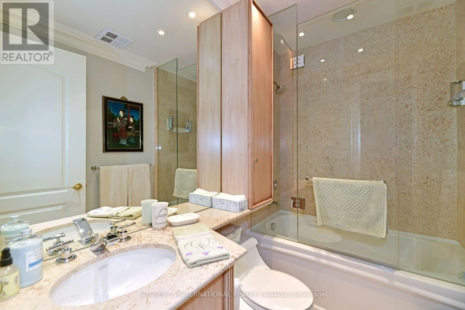 905 - 33 DELISLE AVENUE