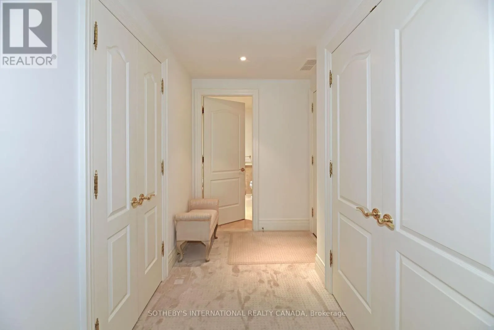 905 - 33 DELISLE AVENUE