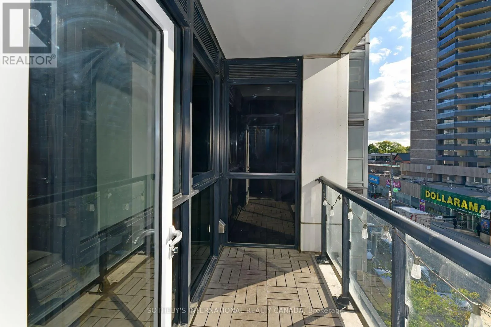 326 - 501 ST CLAIR AVENUE W