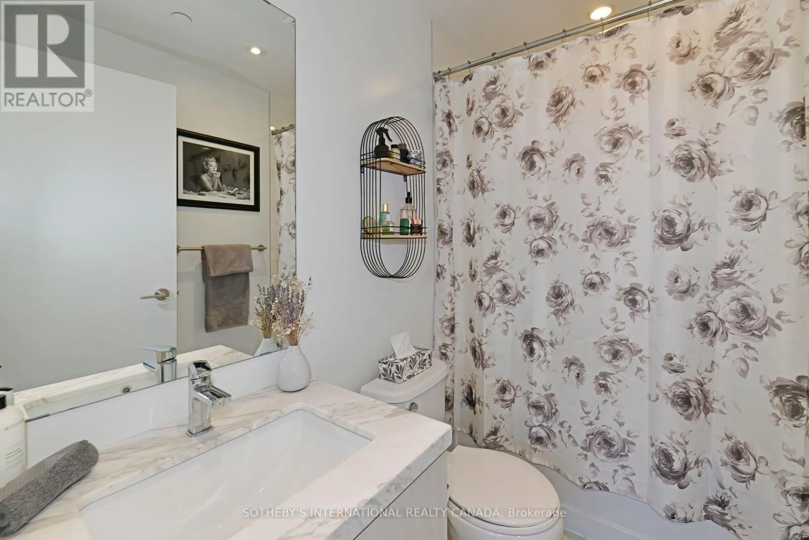 326 - 501 ST CLAIR AVENUE W