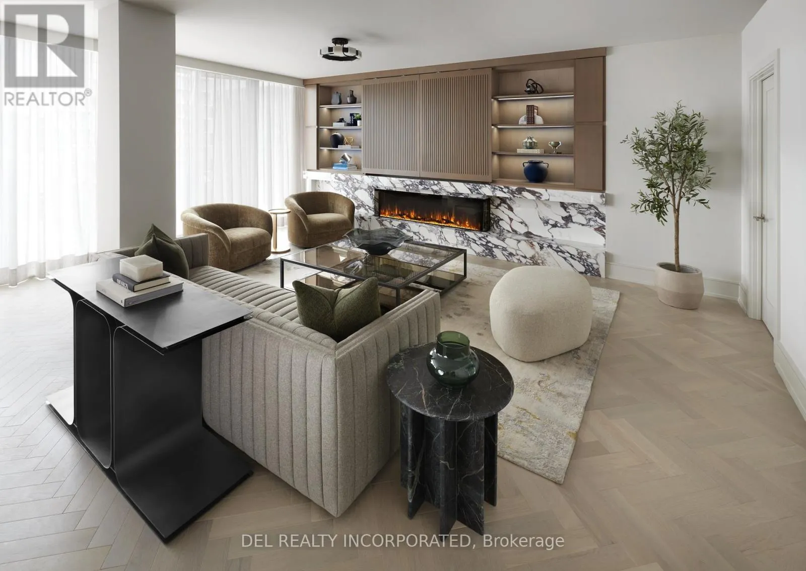 815 - 155 MERCHANTS' WHARF