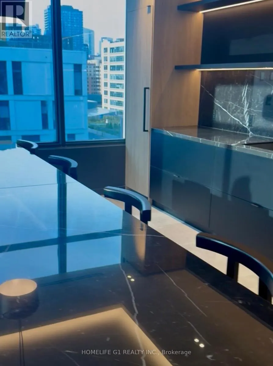 5217 - 252 CHURCH STREET