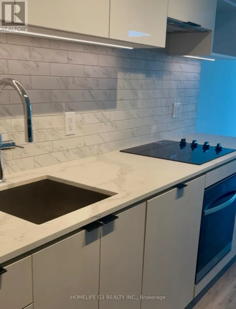 5217 - 252 CHURCH STREET