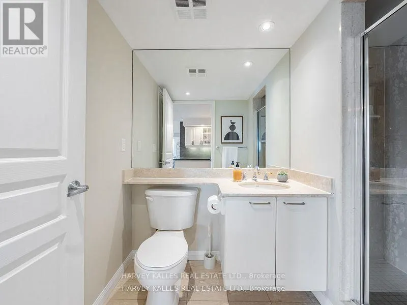 1309 - 140 SIMCOE STREET