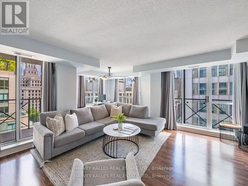 1309 - 140 SIMCOE STREET