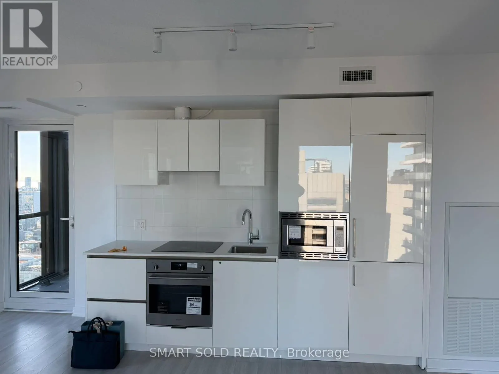 2804 - 238 SIMCOE STREET