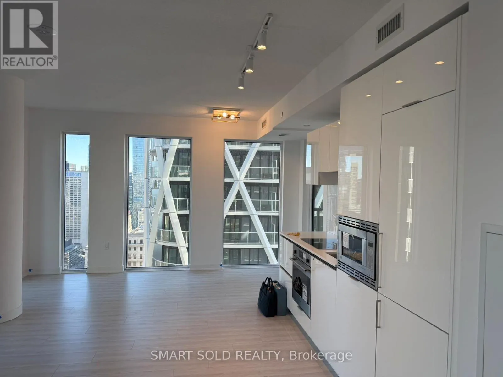 2804 - 238 SIMCOE STREET