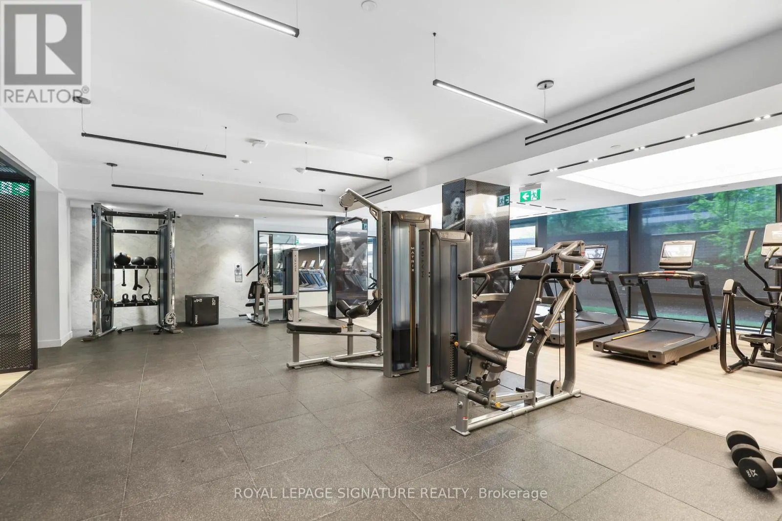 2208 - 117 BROADWAY AVENUE