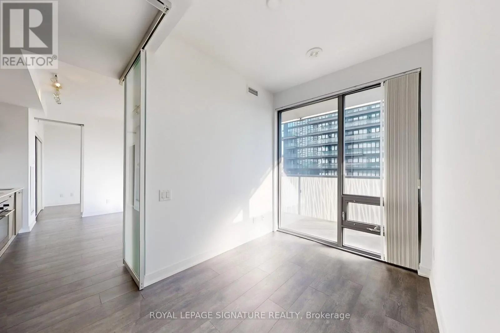 1901 - 50 CHARLES STREET E