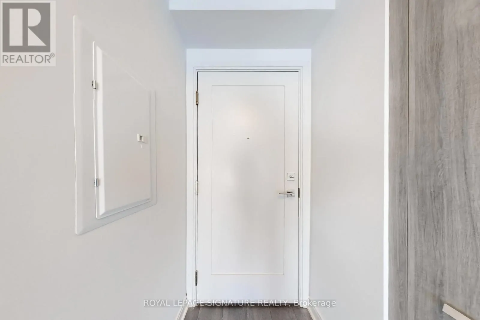 1901 - 50 CHARLES STREET E