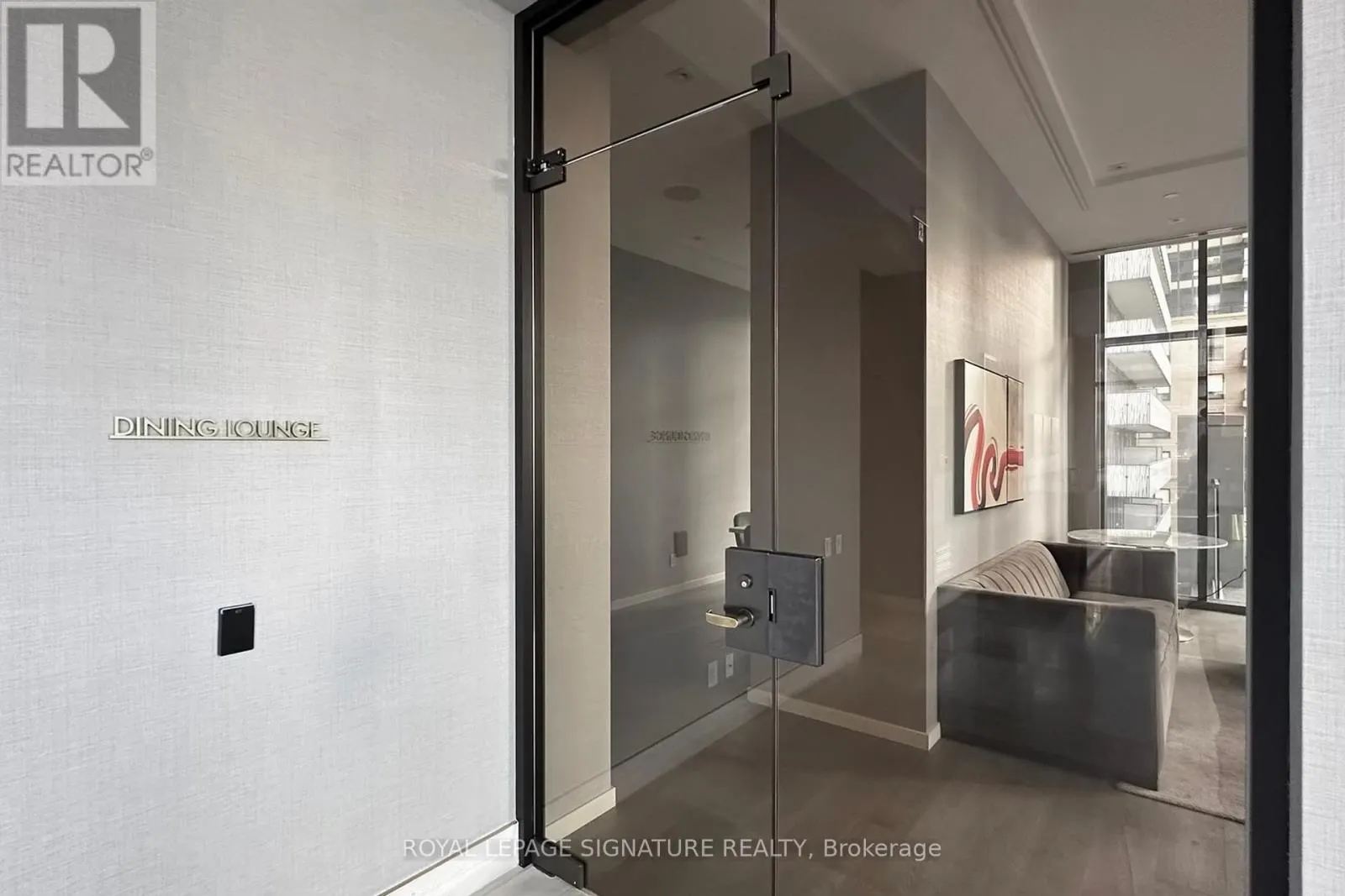 1901 - 50 CHARLES STREET E