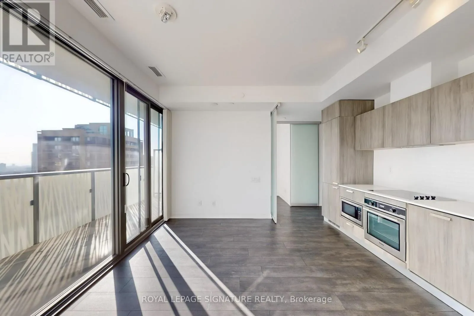 1901 - 50 CHARLES STREET E