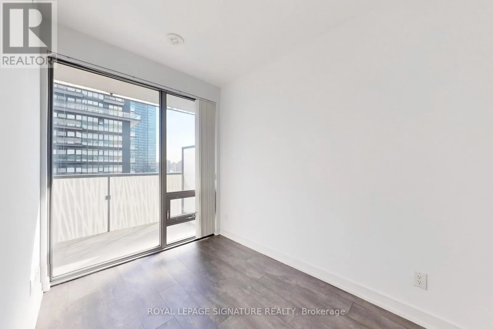 1901 - 50 CHARLES STREET E