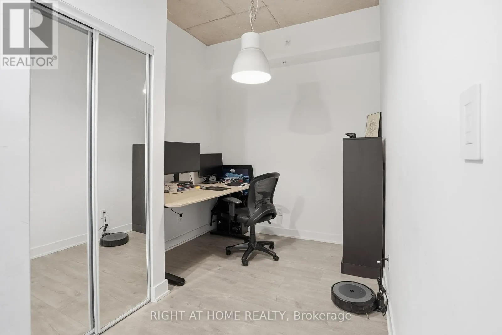 109 OSSINGTON AVENUE