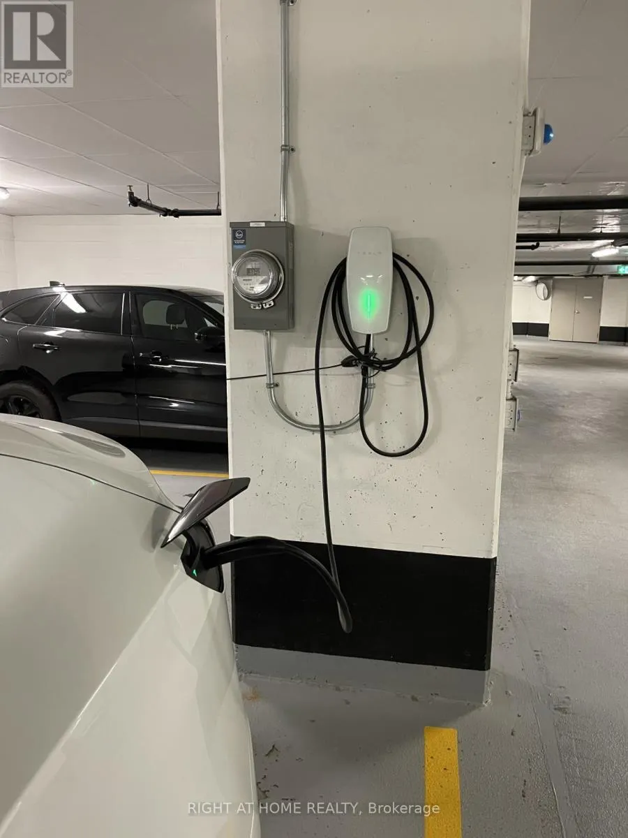 109 OSSINGTON AVENUE