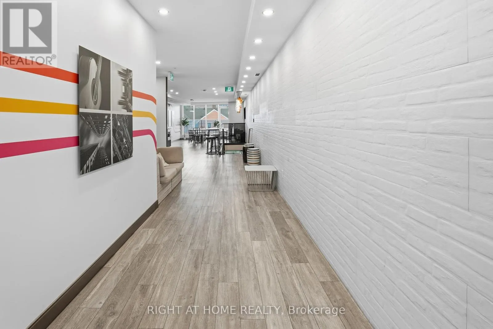 109 OSSINGTON AVENUE