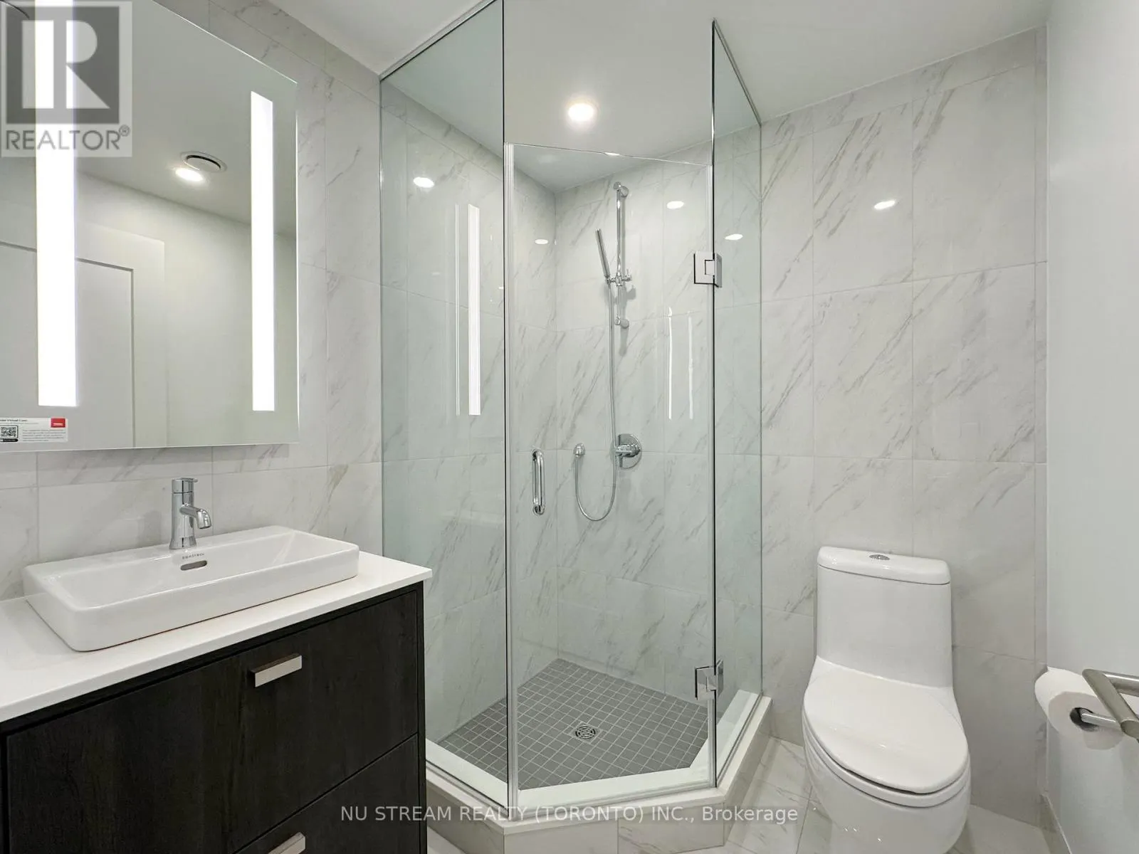 803 - 115 DENISON AVENUE