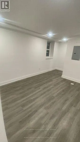 2 - 217 JARVIS STREET