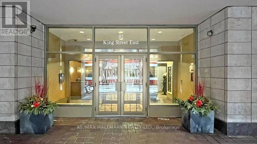 216 - 92 KING STREET E