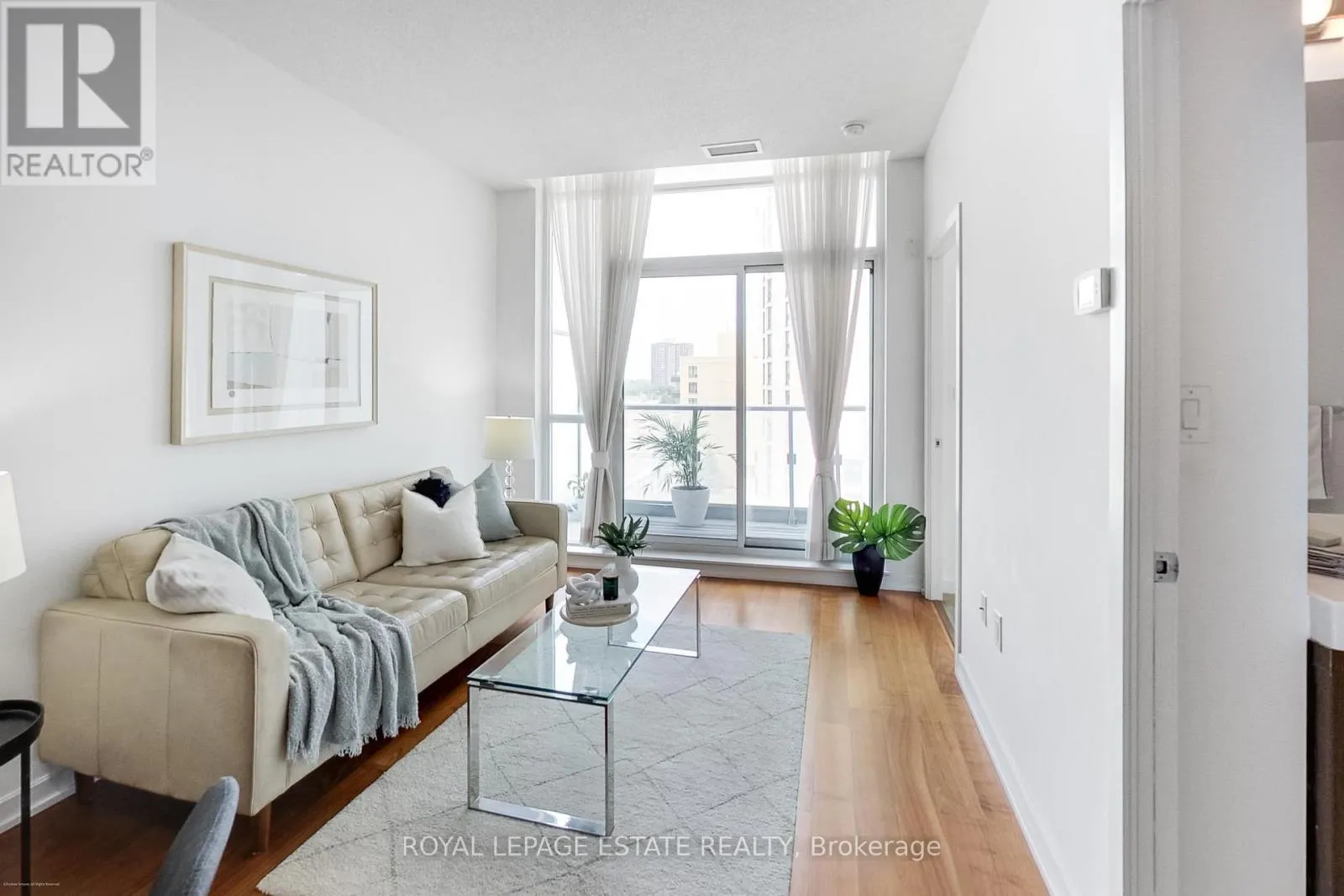 501 - 70 FOREST MANOR ROAD