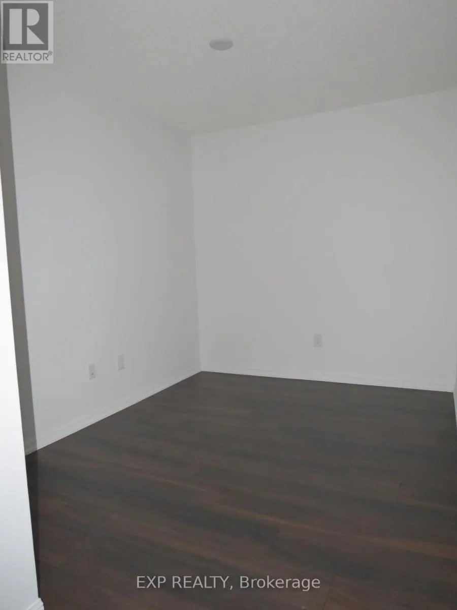 1501 - 400 ADELAIDE STREET