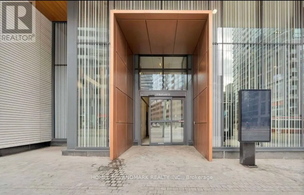 1110 - 19 BATHURST STREET