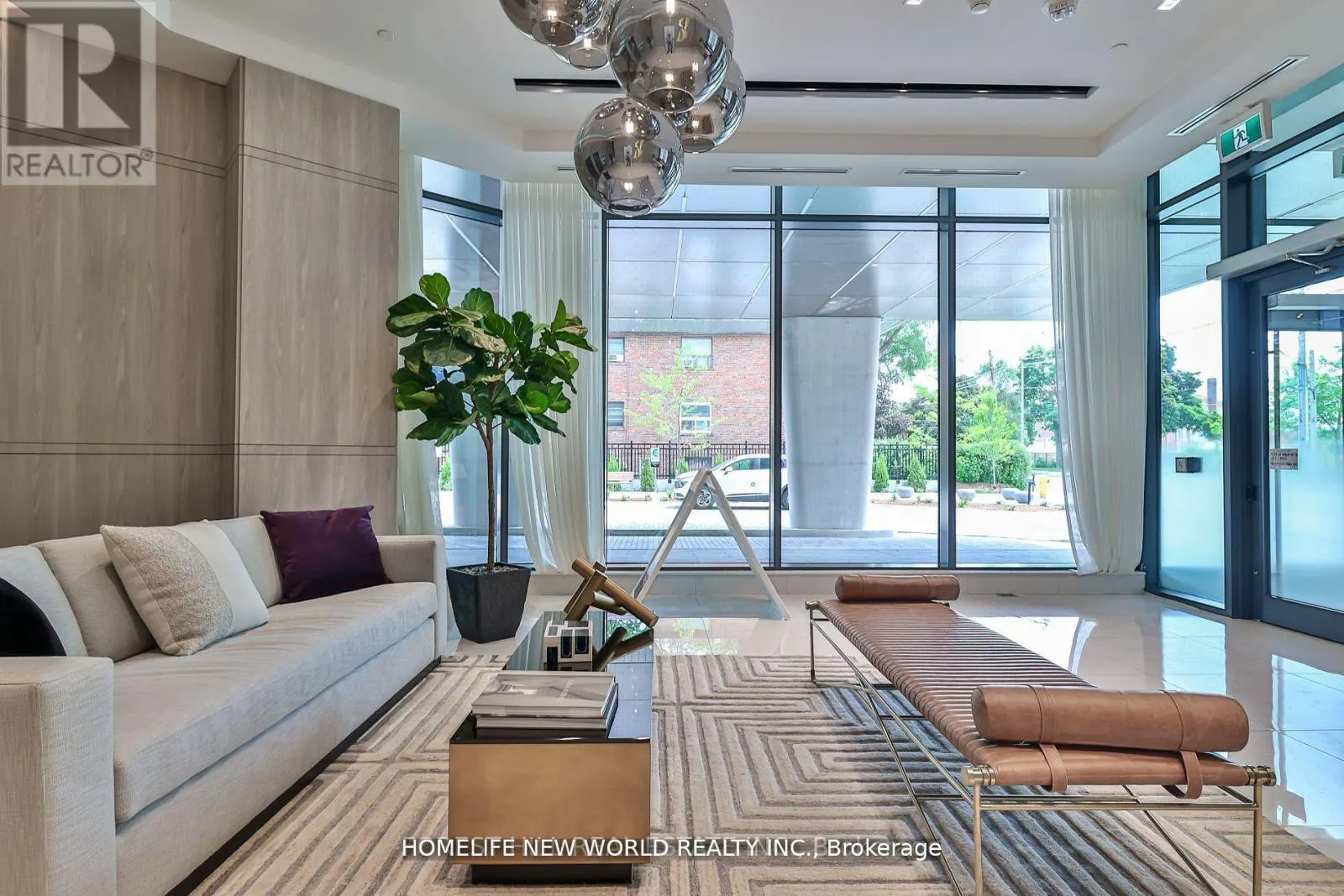 716 - 250 LAWRENCE AVENUE W