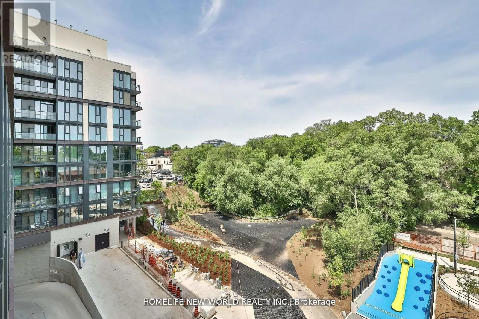 716 - 250 LAWRENCE AVENUE W