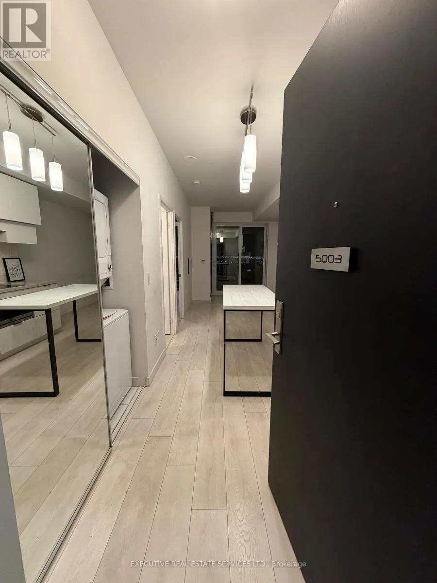 5003 - 8 EGLINTON AVENUE E