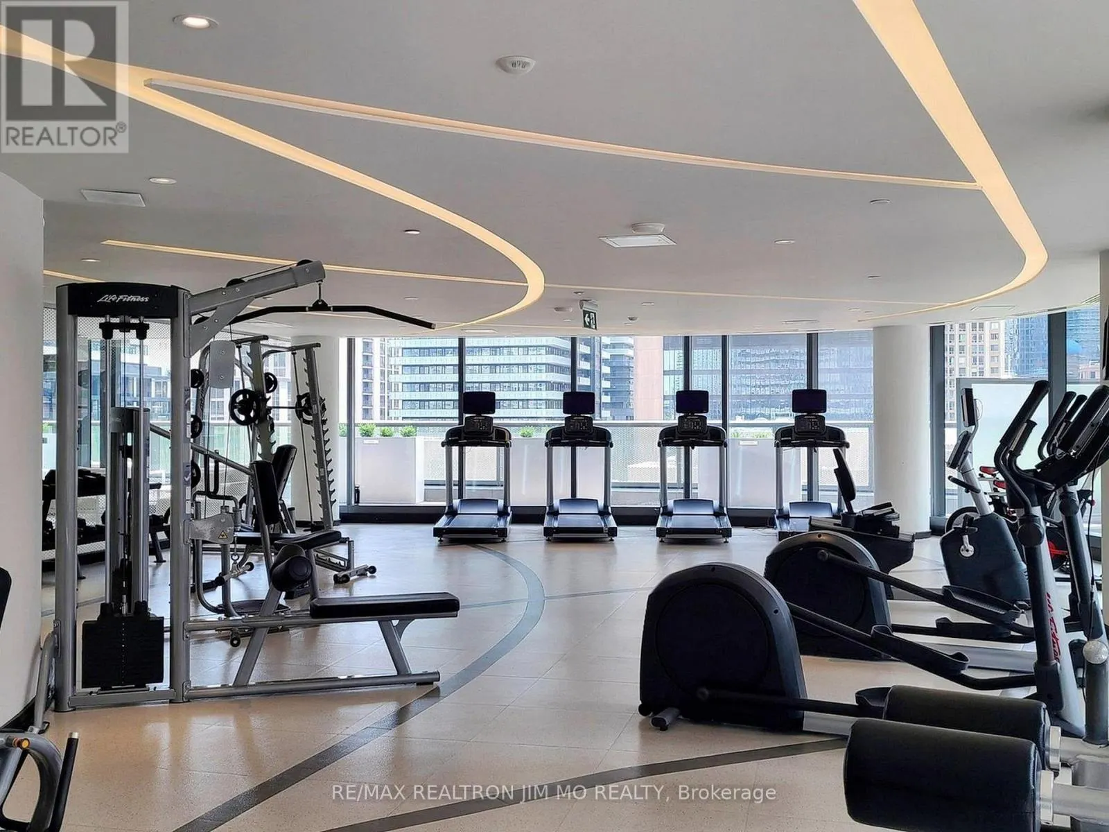 1208 - 11 WELLESLEY STREET W