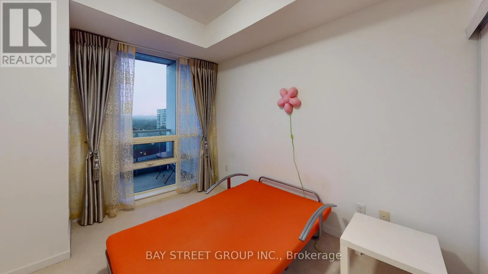 709 - 62 FOREST MANOR ROAD