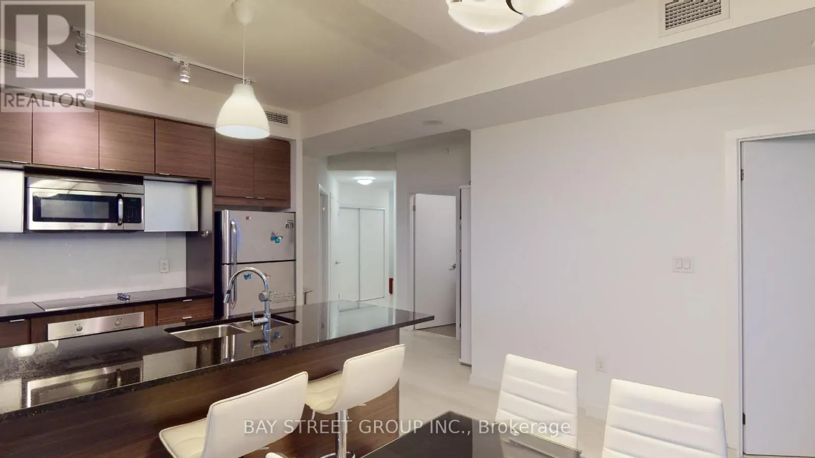 709 - 62 FOREST MANOR ROAD