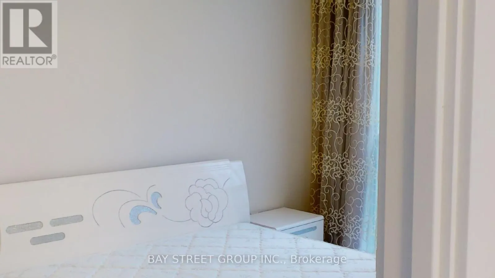 709 - 62 FOREST MANOR ROAD