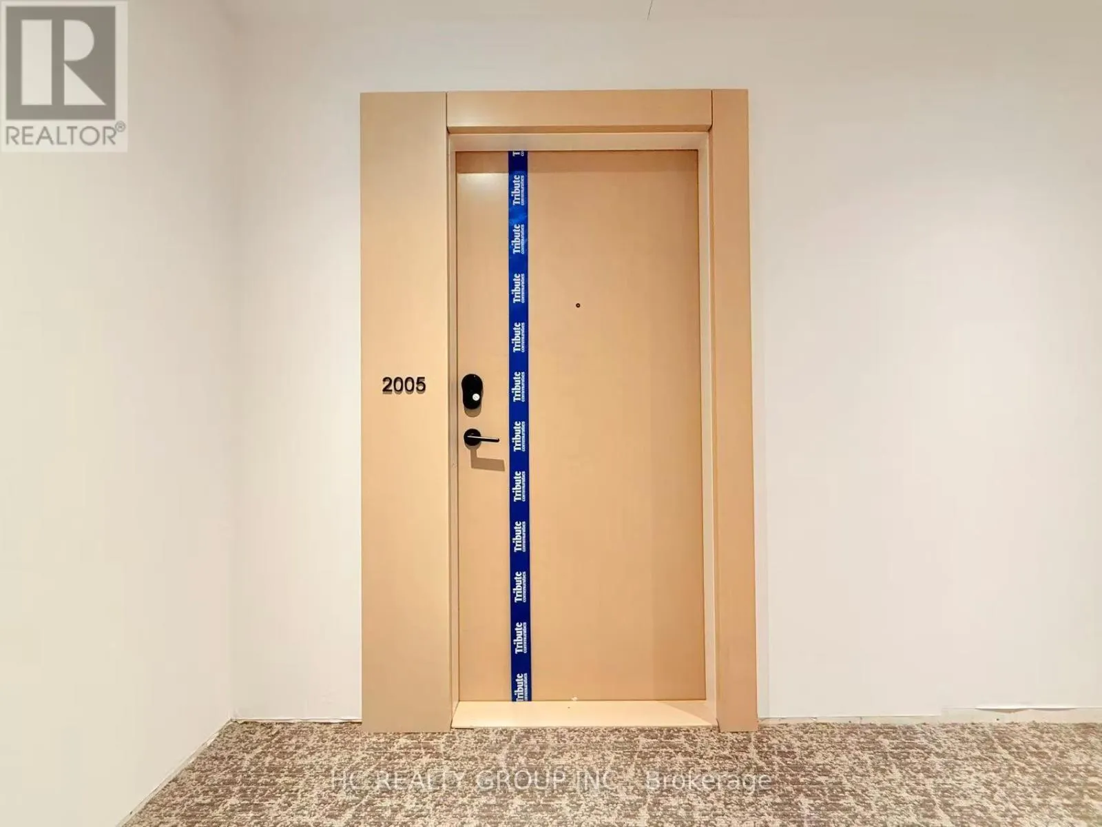 2005 - 280 DUNDAS STREET W