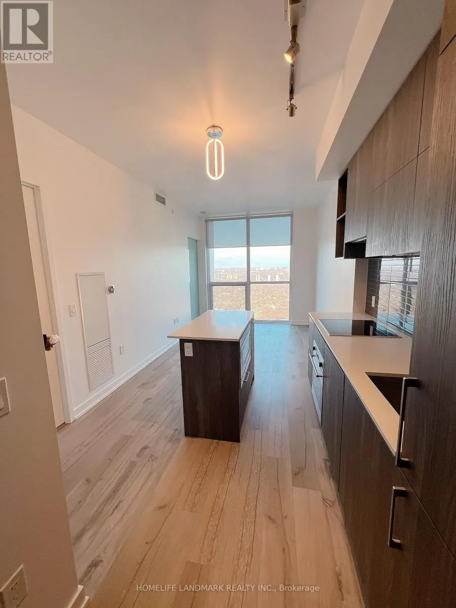 4710 - 1 YORKVILLE AVENUE