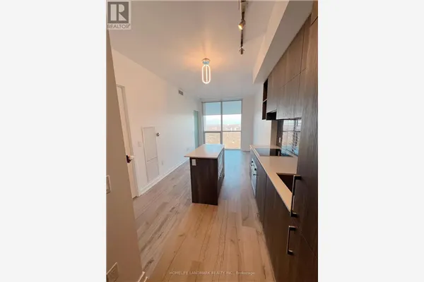 4710 - 1 YORKVILLE AVENUE