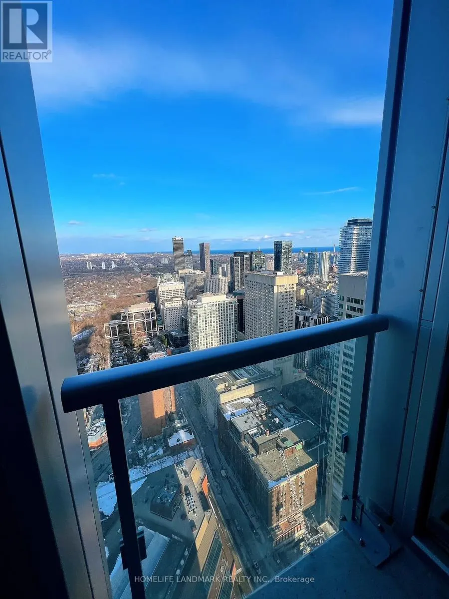 4710 - 1 YORKVILLE AVENUE