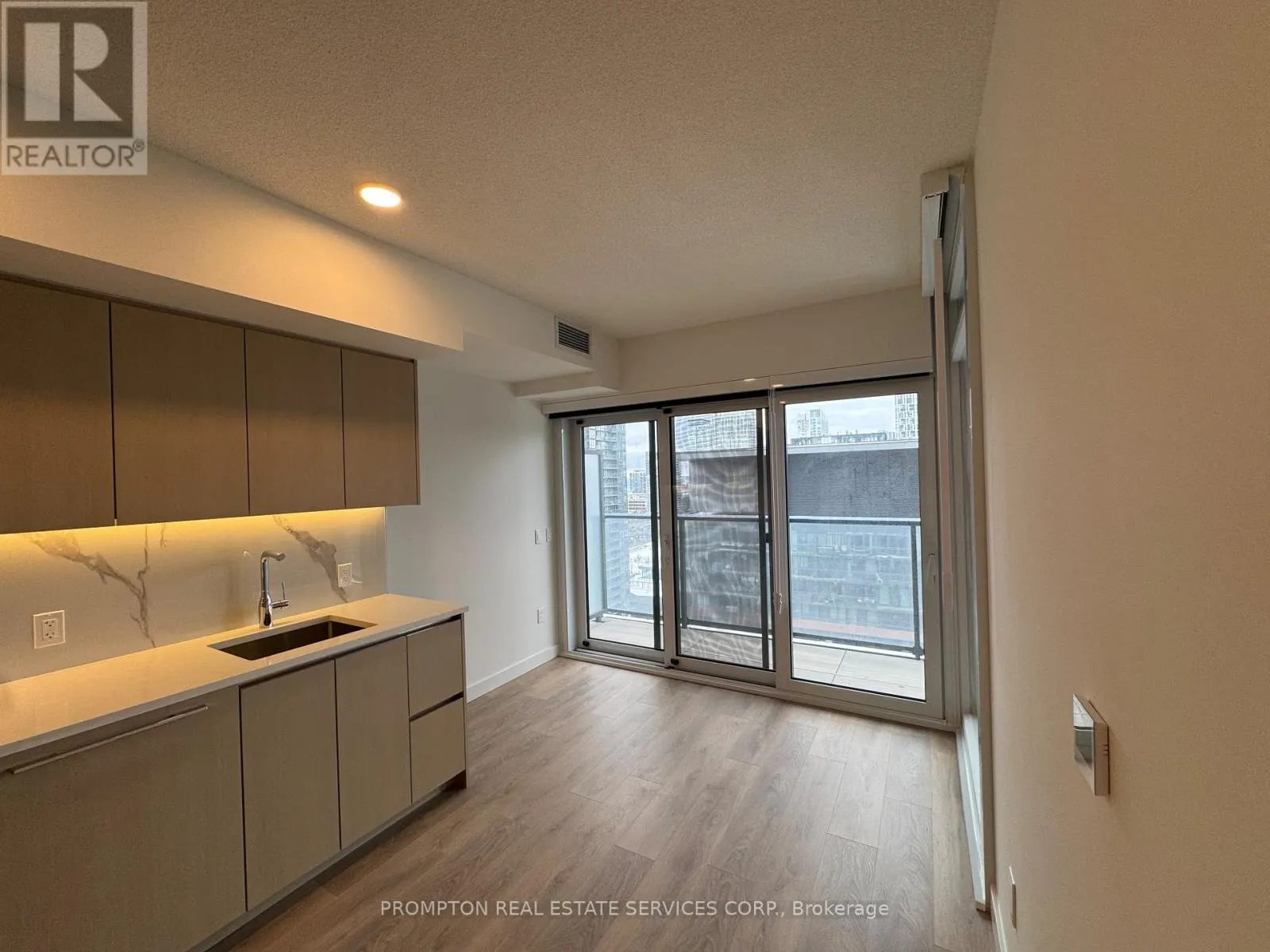 2002 - 3 CONCORD CITYPLACE WAY