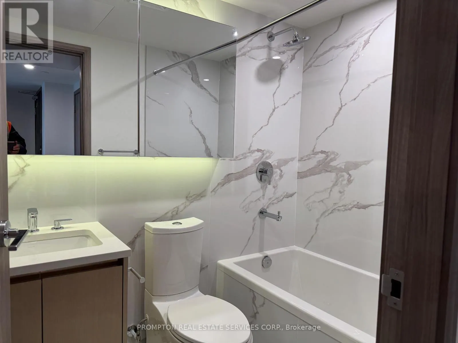 2002 - 3 CONCORD CITYPLACE WAY