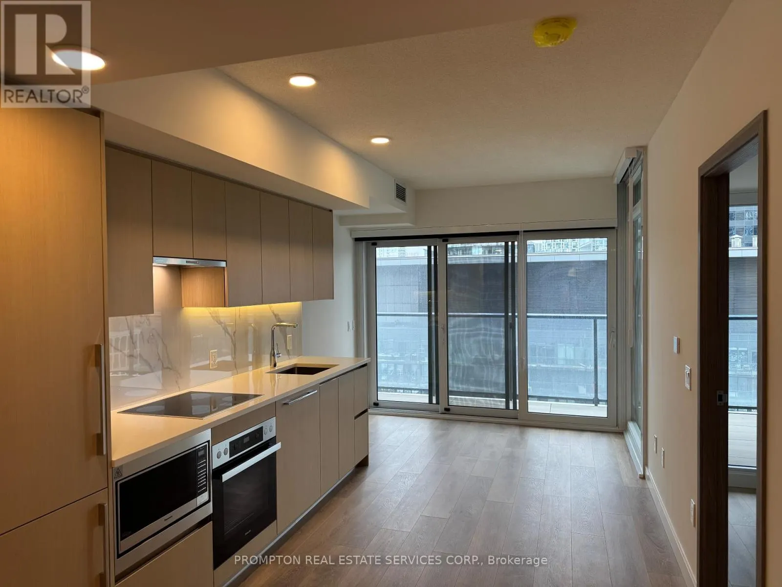 2002 - 3 CONCORD CITYPLACE WAY